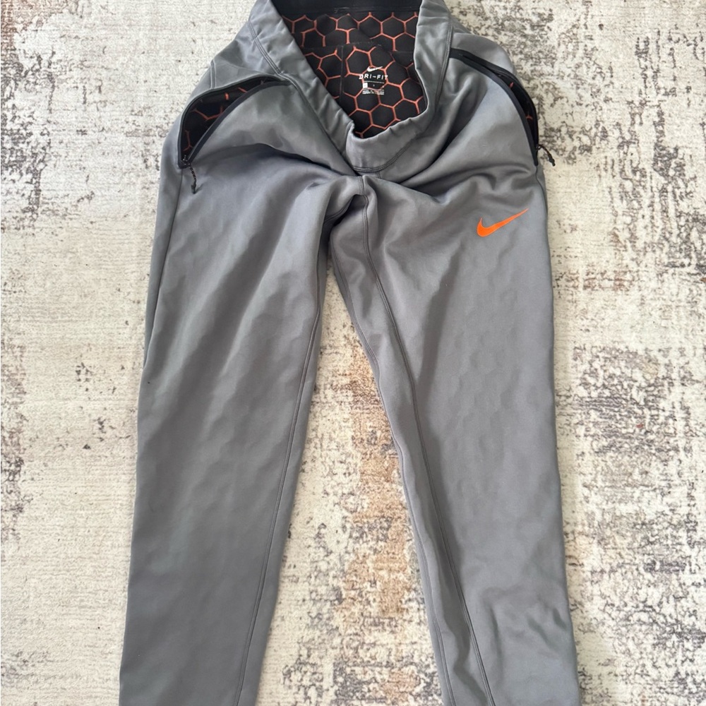 Nike Sphere Sweatpants.